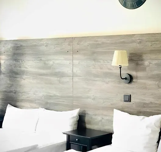 Check-in Hotel